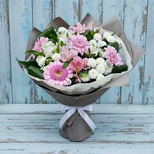 Букет цветов из:  Герберы, Альстромерии и Хризантемы в Малиновом озере