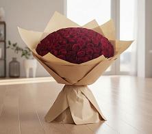 Букет 101 Красная роза #REPLACE_PRED# Малиновом озере