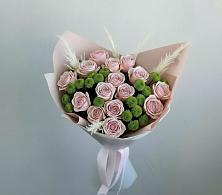Букет цветов из:  Розы и Хризантемы в Малиновом озере