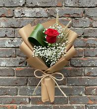 Букет цветов из:  Розы в Малиновом озере