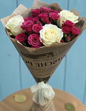 Букет цветов из:  Розы в Малиновом озере