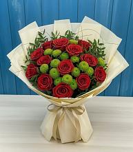 Букет цветов из:  Розы и Хризантемы в Малиновом озере