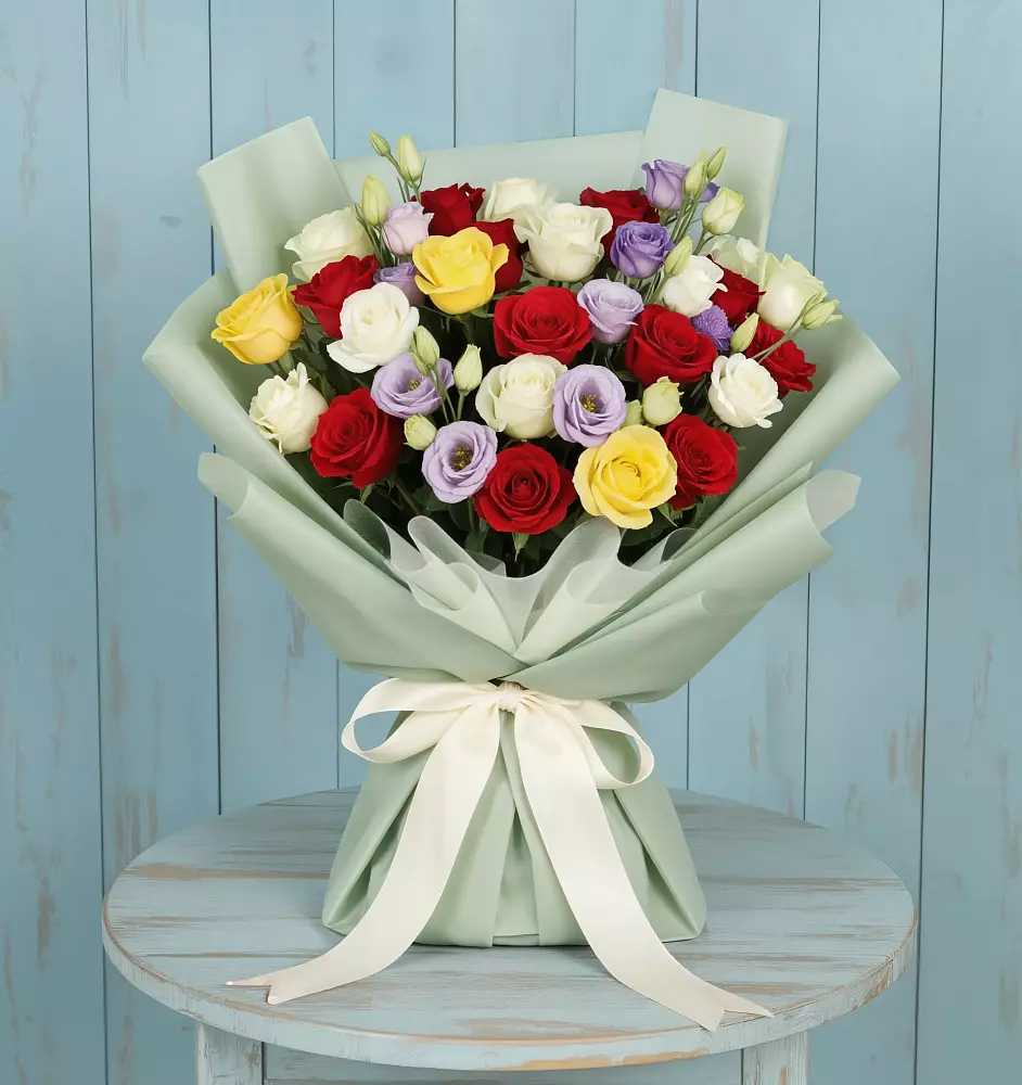 Букет цветов из: Розы в Малиновом озере