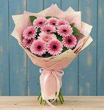 Букет цветов из:  Герберы #REPLACE_PRED# Малиновом озере