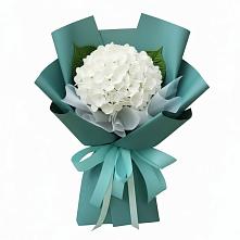 Букет цветов из:  Гортензия в Малиновом озере