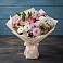 Букет цветов из: Хризантемы, Альстромерии и Розы в Малиновом озере
