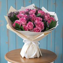 Букет цветов из:  Розы в Малиновом озере